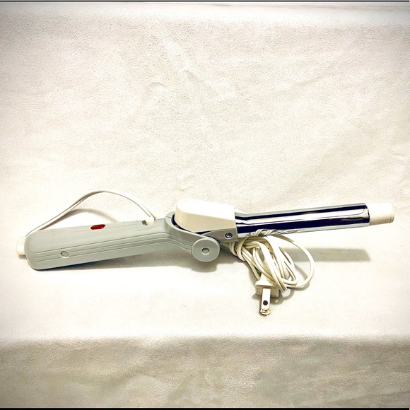 Travel Hair Curling Iron - 1” - Picture 2 of 4